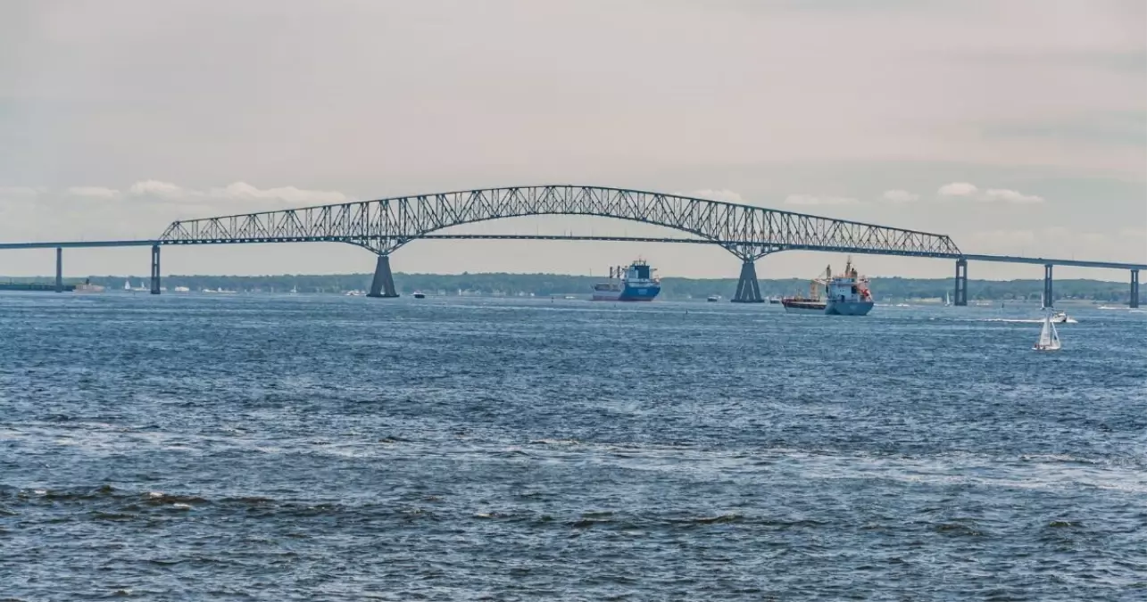 Baltimore'da Hastane Jeneratör Tankı Aşırı Dolduruldu, 2 Bin Galon Dizel Yakıt Denize Sızdı