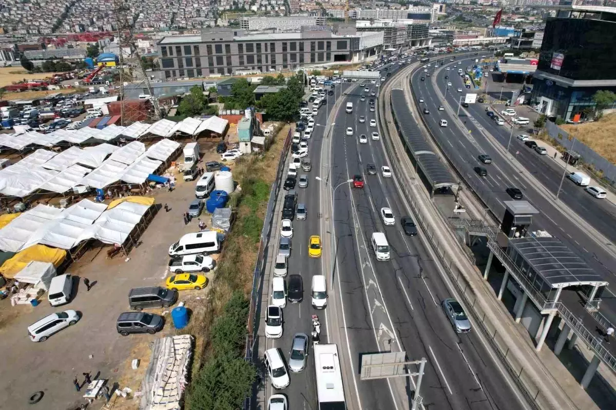 İstanbul’da Kurban Bayramı'nda Yoğunluk: Sıra Bekleyenler