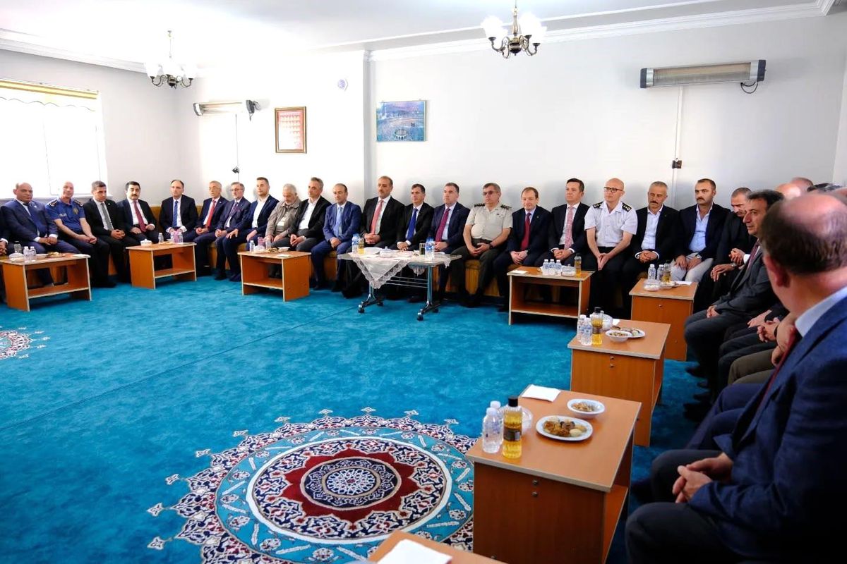 Bayburt'ta Geleneksel Bayramlaşma Töreni