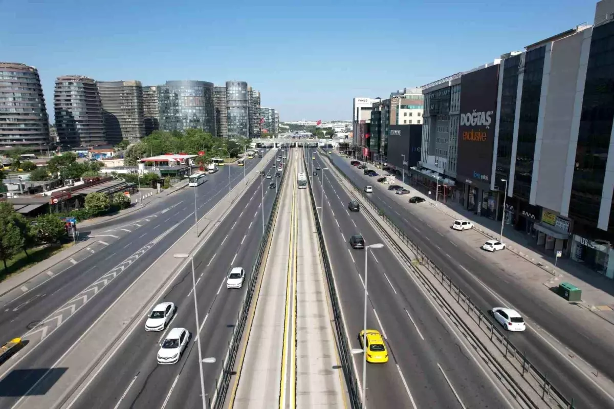 İstanbul'da Kurban Bayramı'nda Yollar Boş Kaldı
