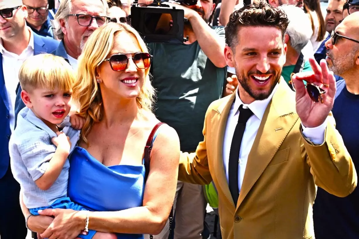 Dries Mertens'e fahri Napoli vatandaşlığı verildi