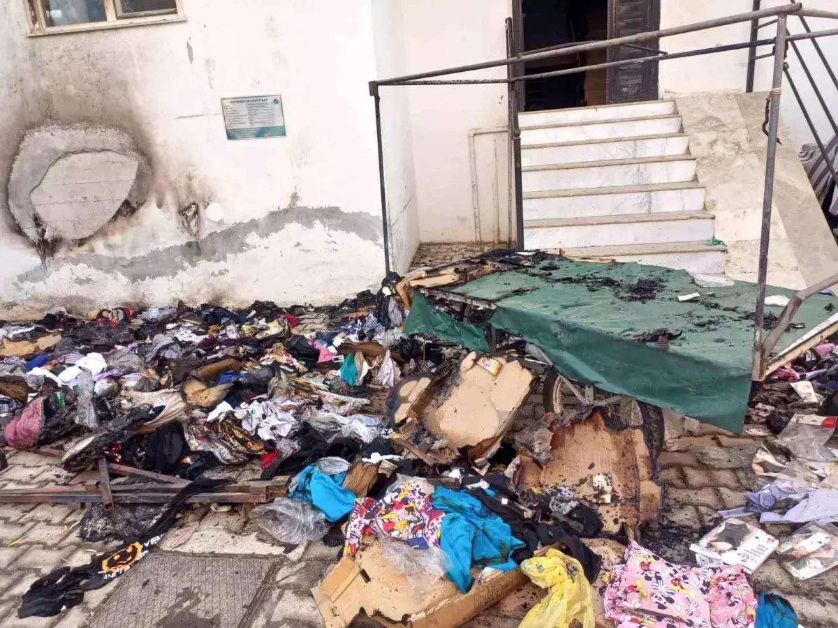 Antalya'da El Arabasında Yangın: Sabotaj İhtimali Üzerinde Duruluyor
