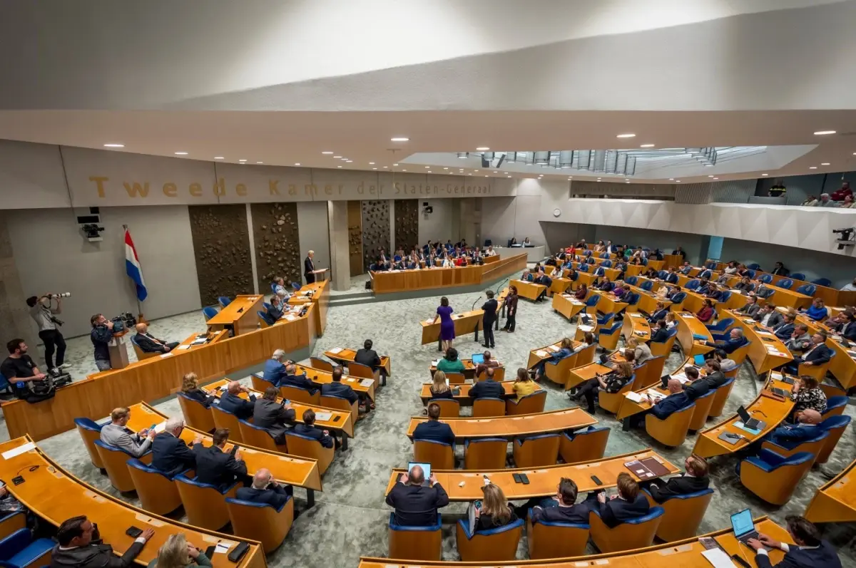 Hollanda'da Erken Seçim Tarihi 29 Ekim Olarak Belirlendi