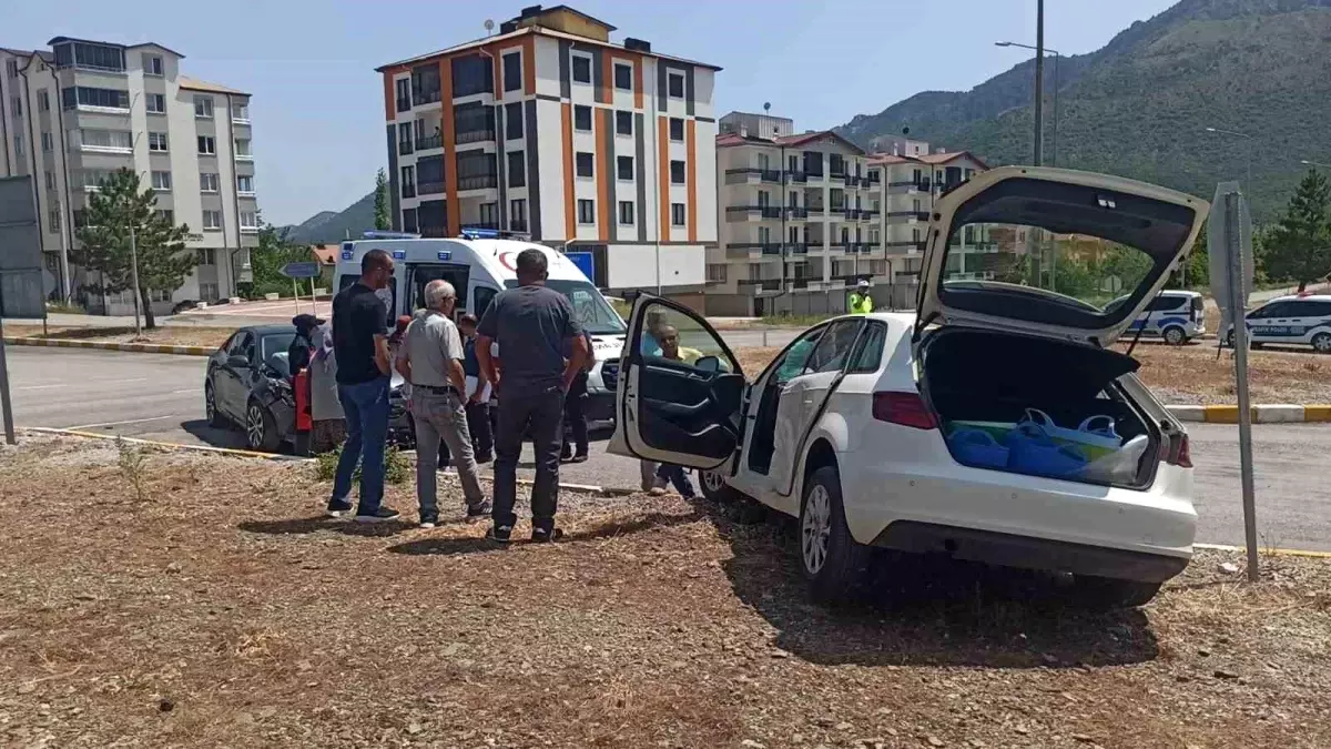 Konya'da Trafik Kazası: 5 Yaralı