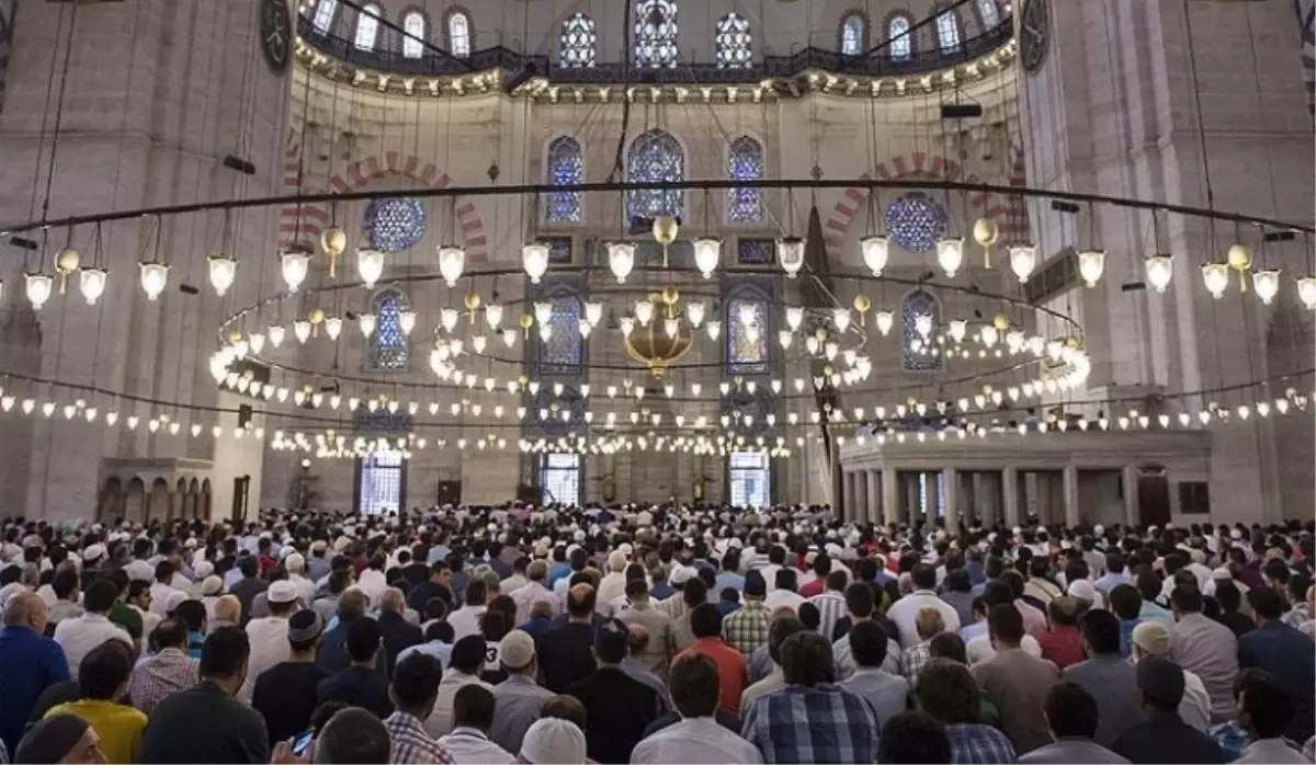 Nevşehir bayram namazı saat kaçta 2025? Kurban Bayramı namaz vakti ne zaman? Diyanet il il Kurban Bayramı namaz saatleri!