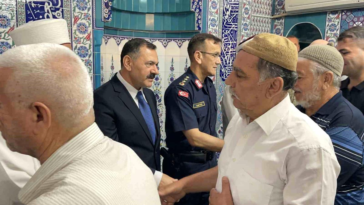 Osmaniye'de Kurban Bayramı Namazı Coşkusu