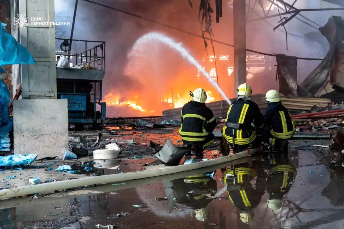 Kiev'de Rus Saldırıları: 3 Ölü, 49 Yaralı