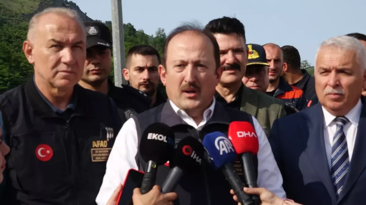 AFAD Başkanı Pehlivan, Sel Çalışmalarını İnceledi
