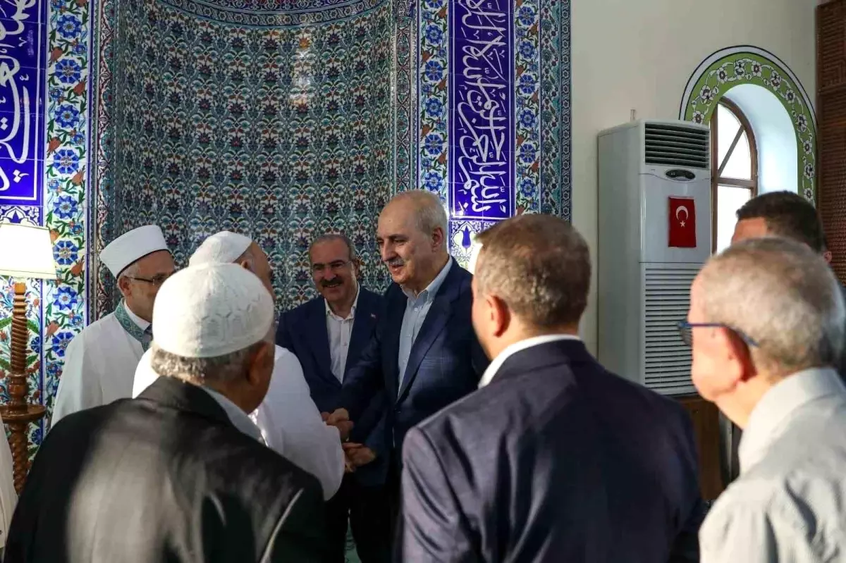 TBMM Başkanı Kurtulmuş, bayram namazını Çanakkale'de kıldı