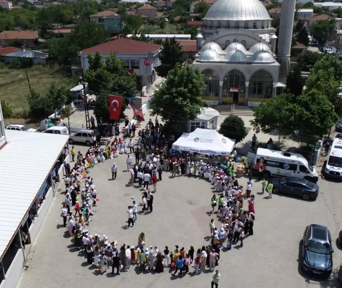 79 Yıllık Bayram Geleneği Ahimehmet Mahallesi'nde Yaşatıldı