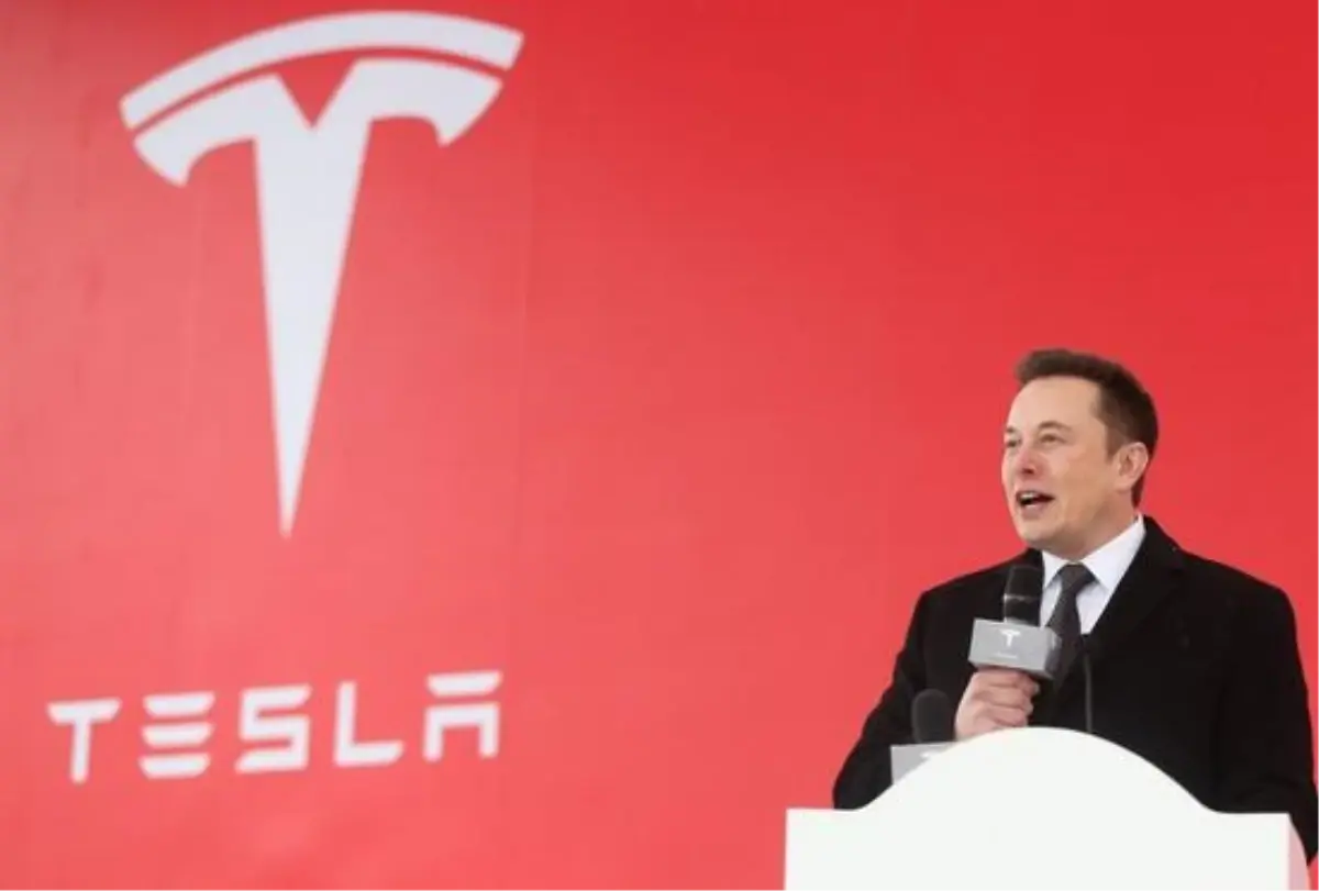 Trump ve Musk Arasındaki Gerilim, Tesla Hisselerini Düşürdü