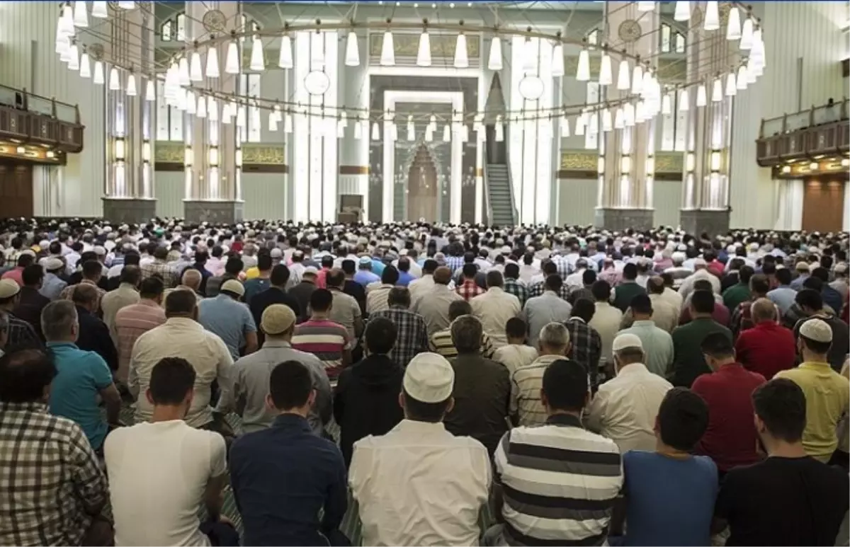 Zonguldak bayram namazı saat kaçta 2025? Kurban Bayramı namaz vakti ne zaman? Diyanet il il Kurban Bayramı namaz saatleri!