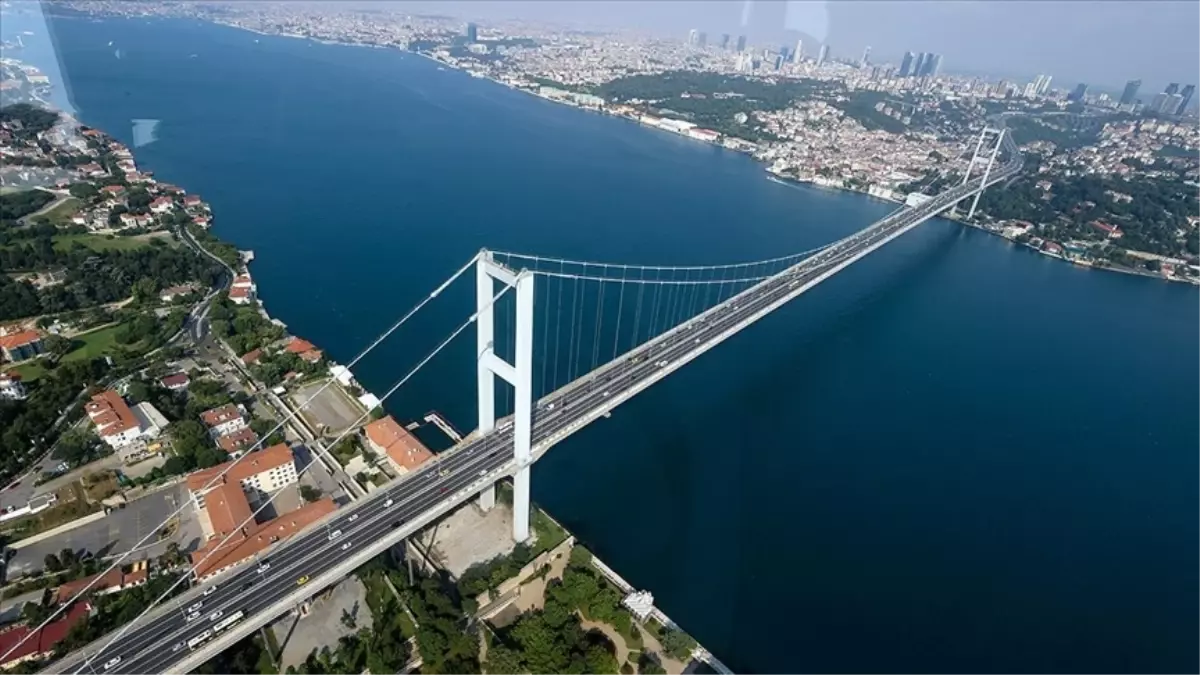 15 Temmuz Şehitler Köprüsü'nde trafik mi durdu, neden? Boğaziçi Köprüsü kapalı mı? SON DAKİKA
