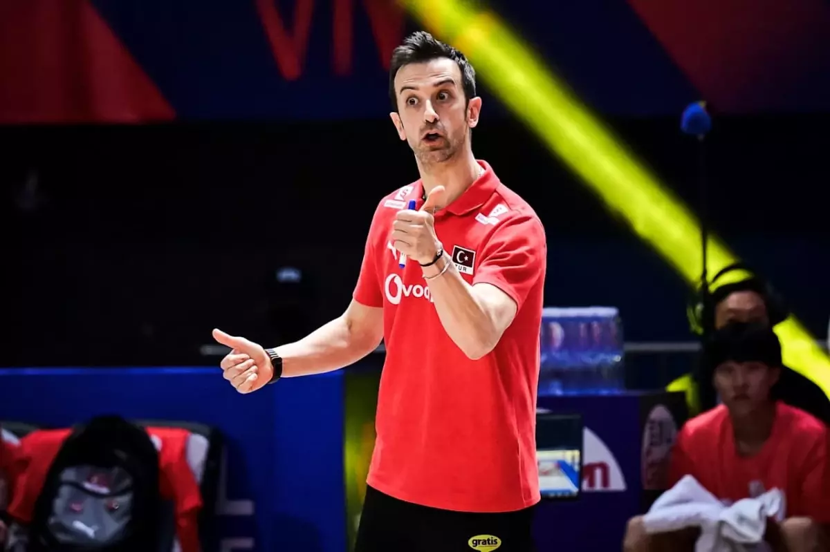 A Milli Kadın Voleybol Takımı, Polonya'yı 3-2 Yenerek 3'te 3 Yaptı