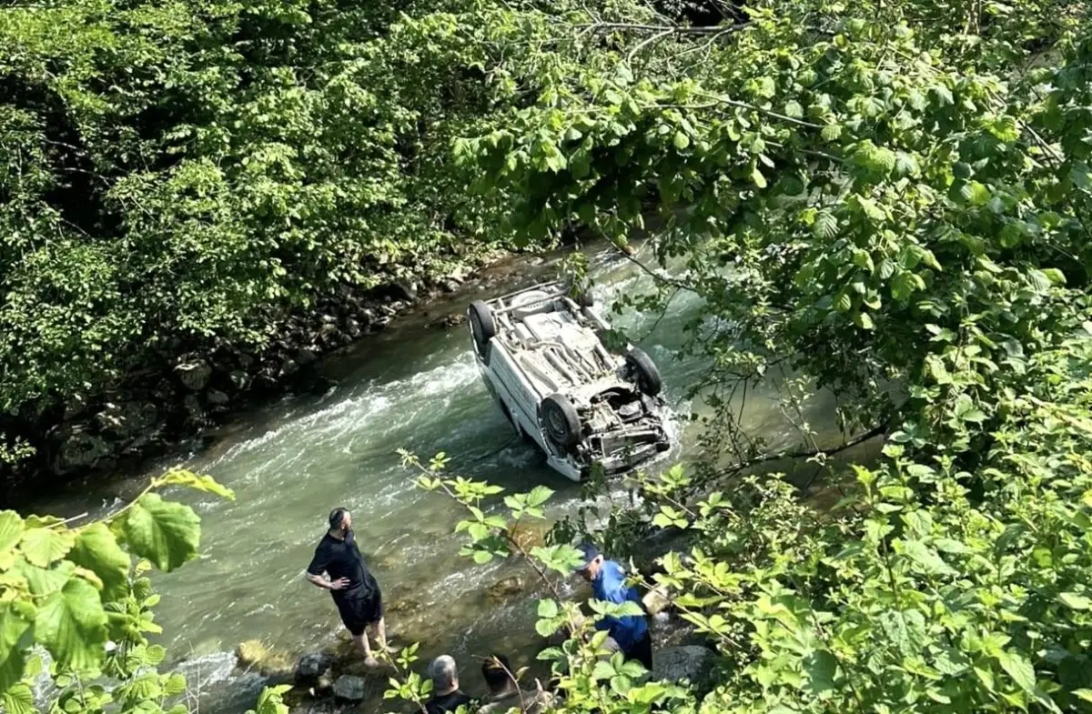 Trabzon'da Dereye Uçan Araçta İki Kişi Hayatını Kaybetti