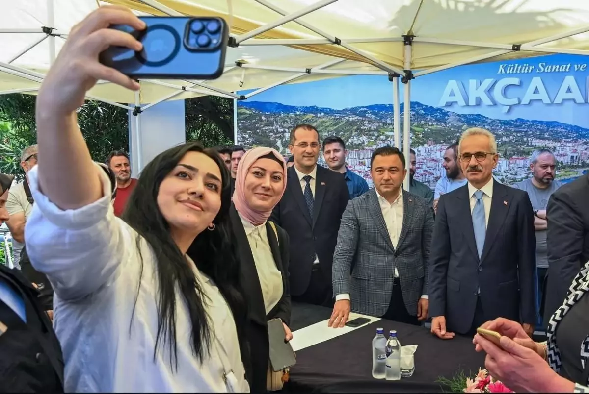 Ulaştırma Bakanı Uraloğlu: 'Bayram trafiğinde herhangi bir problemimiz yok'