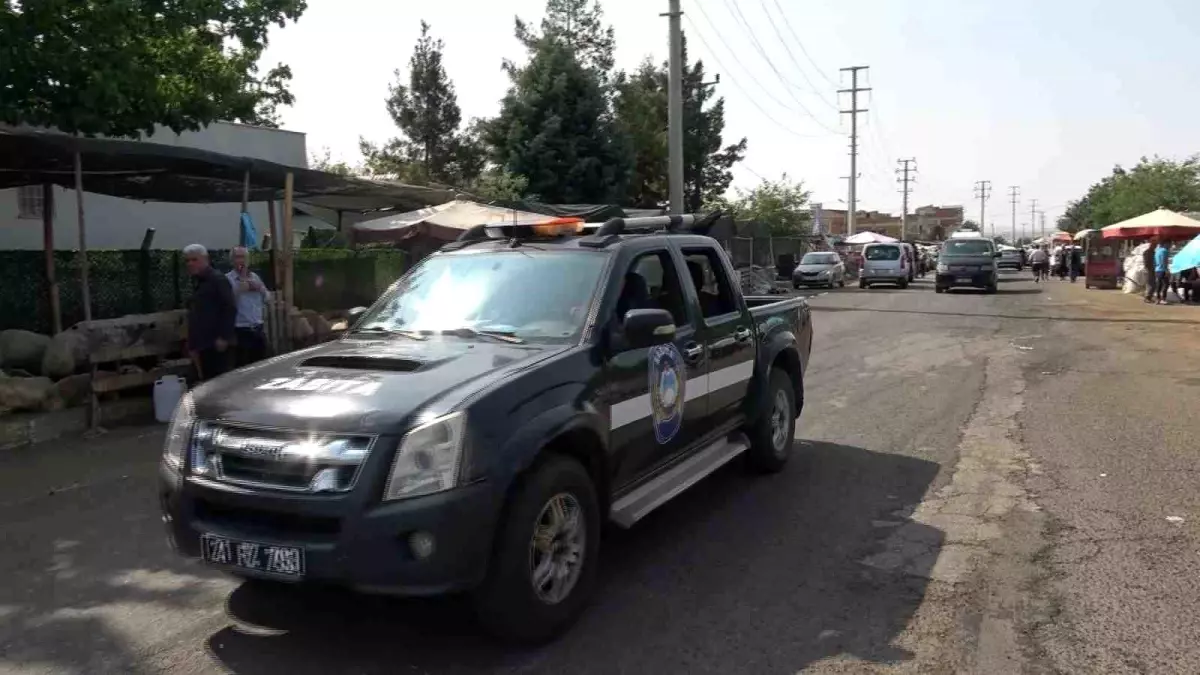 Diyarbakır'da Kurban Pazarlarında Yoğunluk ve Sabit Fiyatlar