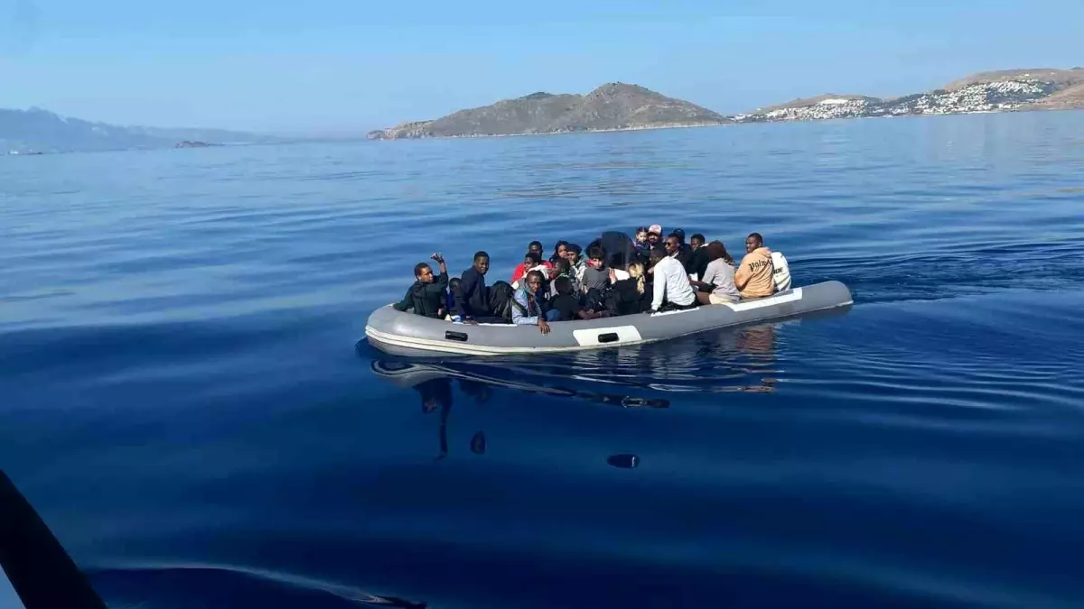 Bodrum Açıklarında 25 Düzensiz Göçmen Yakalandı
