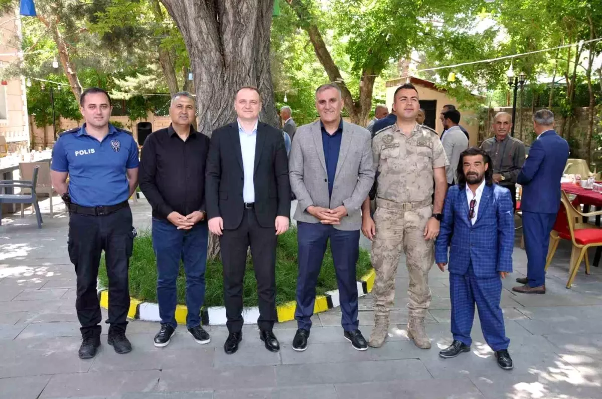 Muş'ta Kurban Bayramı Bayramlaşma Töreni Düzenlendi