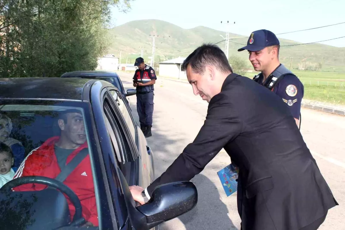 Demirözü'nde Trafik Güvenliği Uyarıları