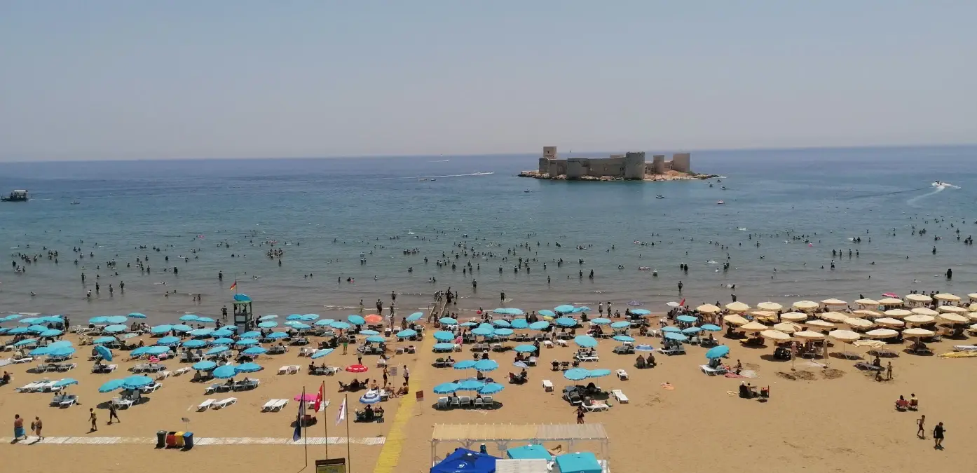 Mersin Plajlarında Kurban Bayramı Yoğunluğu
