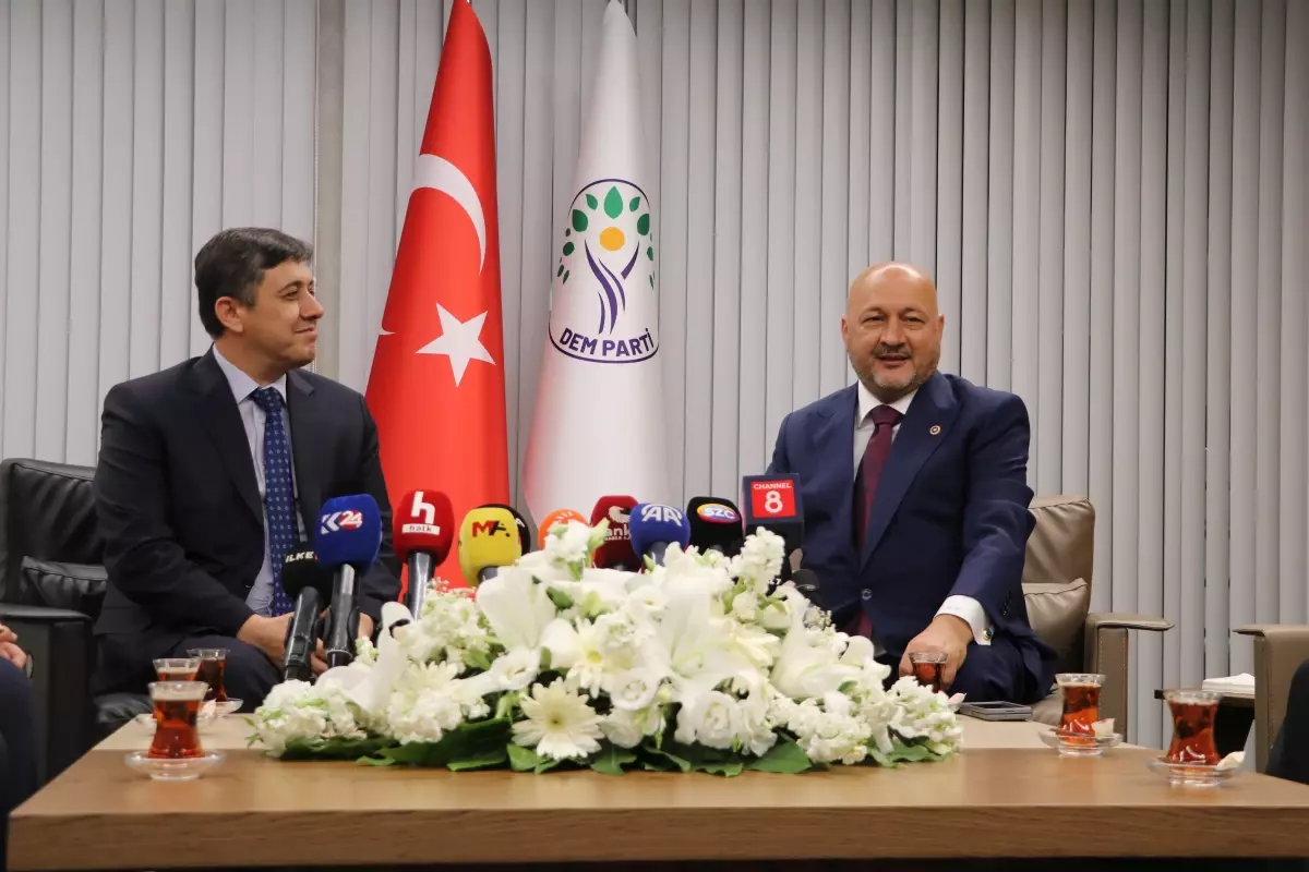Dem Parti, AK Parti Heyetini Kabul Etti