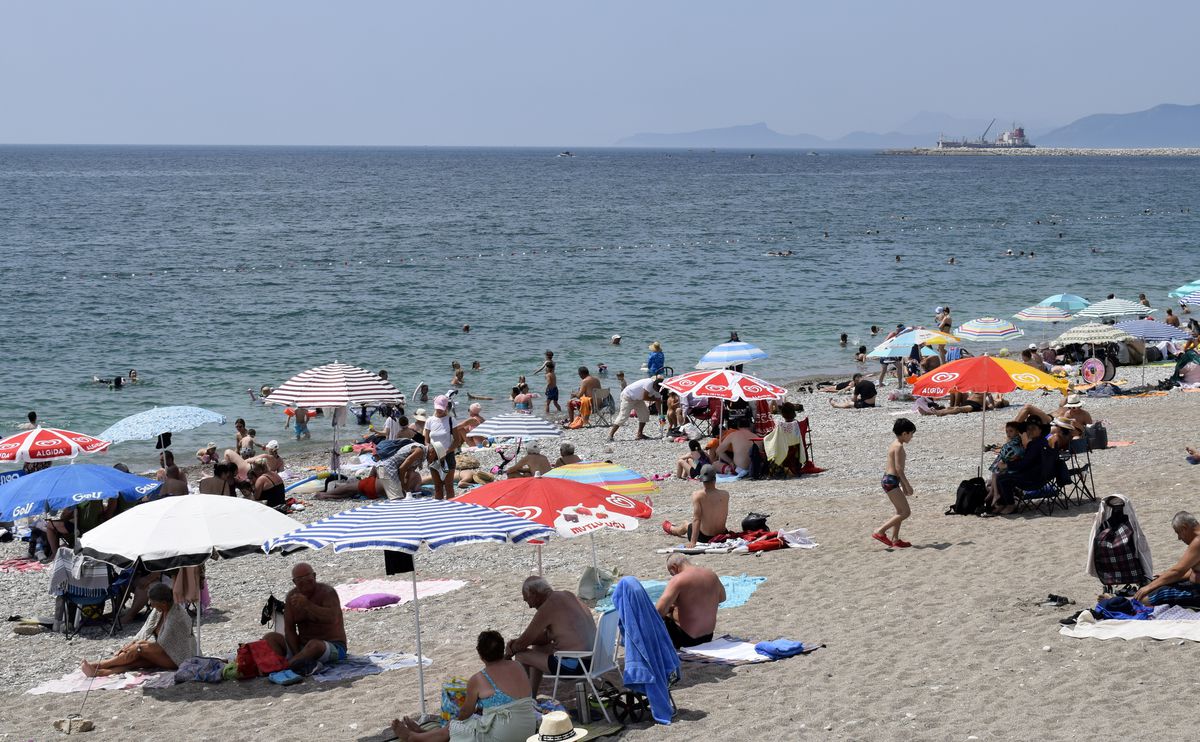Antalya'da Kurban Bayramı'nda Sıcak Hava ve Yoğunluk
