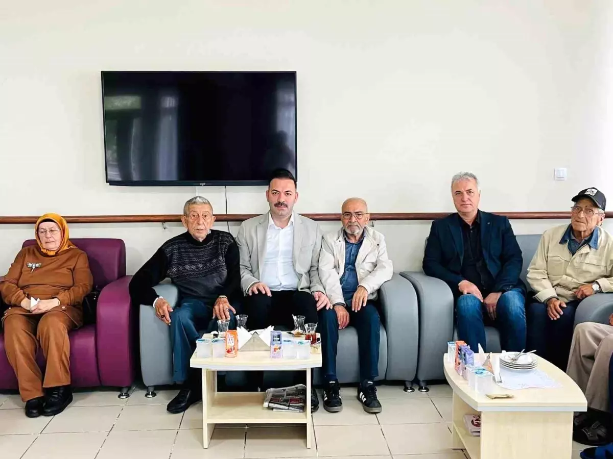 Kurban Bayramı'nda Huzurevi Ziyareti
