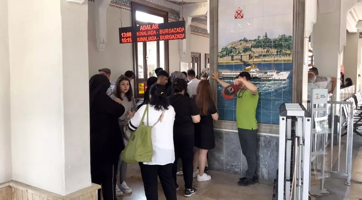 Kurban Bayramı'nda Adalar'a Yoğun İlgi