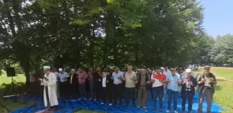 Bilecik'te asırlık gelenek sürdü: Yağmur ve şükür duasına onlarca kişi katıldı