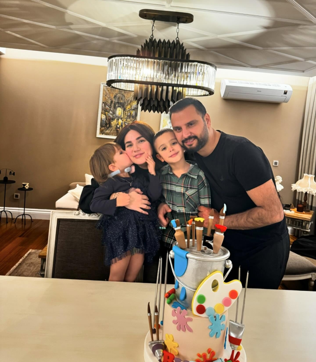 Buse Varol's insistence on a third child! Varol complained about Alişan to the President