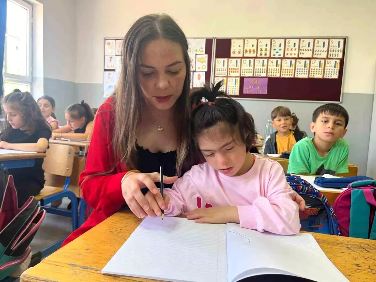 Down Sendromlu Medine'nin Okula Başlama Hikayesi