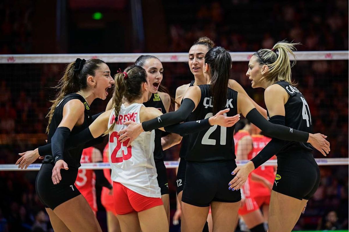 A Milli Kadın Voleybol Takımı, Çin'i 3-2 Yenerek Başarıya Ulaştı
