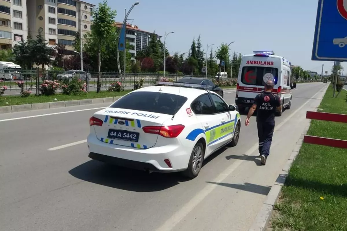 Karısı araçtan atladı, koca öylece bırakıp kaçtı