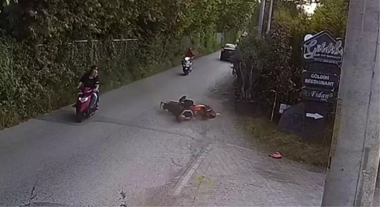 Kasksız Motosiklet Kazası: Sürücü Ağır Yaralandı