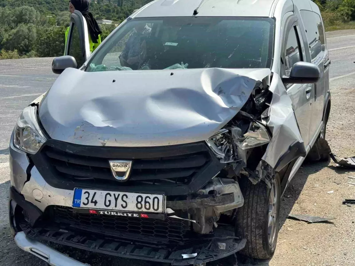 Kastamonu'da Trafik Kazası: 1 Yaralı