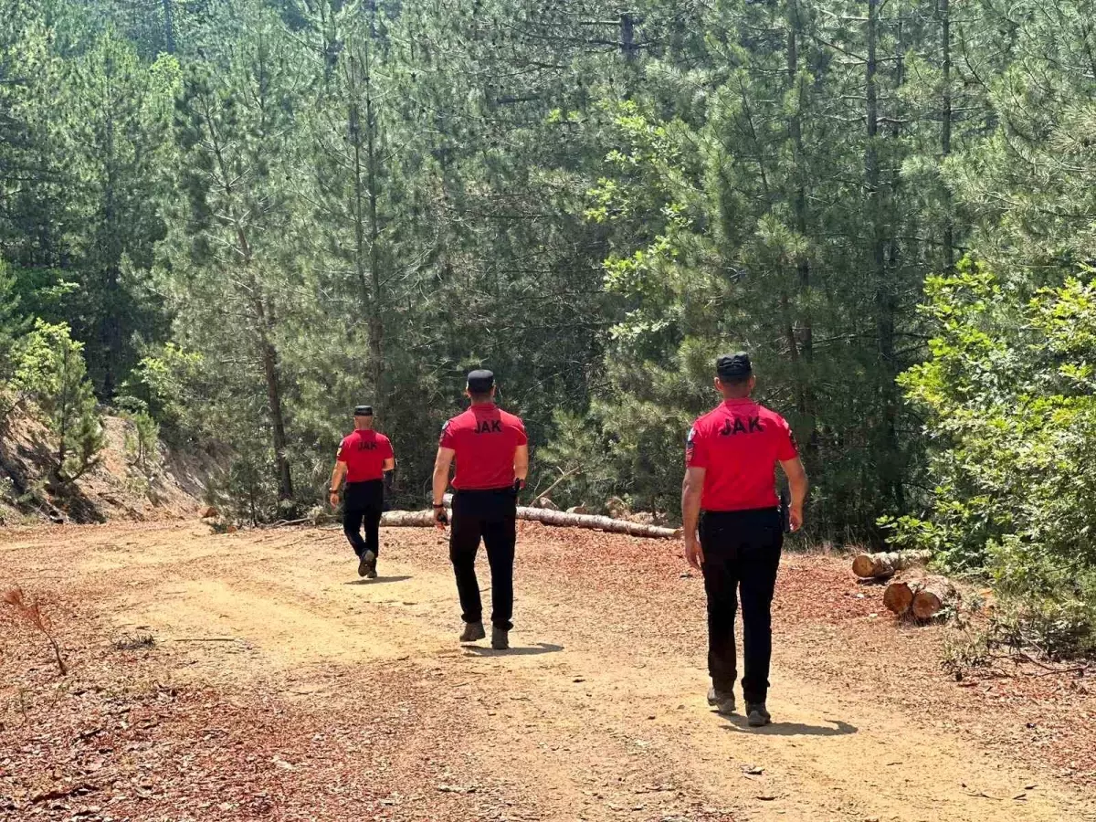 Bursa'da 14 Yaşındaki Burak Koçak'tan 81 Saattir Haber Alınamıyor