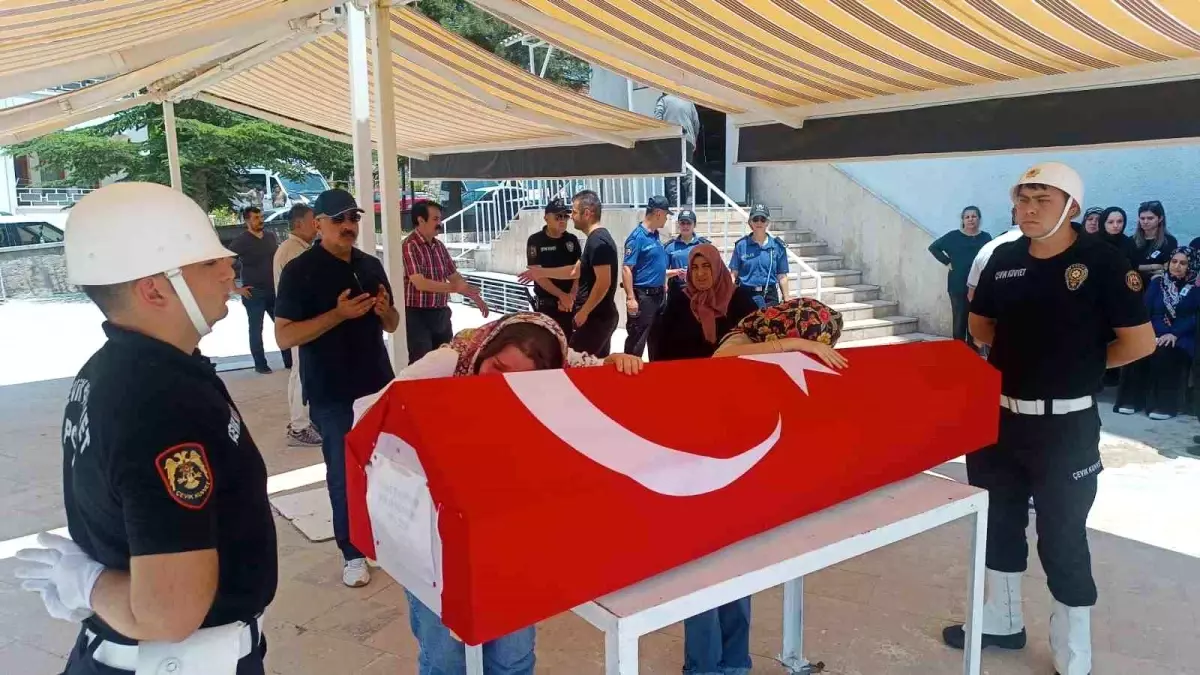 Kalp Krizi Geçiren Polis Memuru Yusuf Taşpınar Hayatını Kaybetti