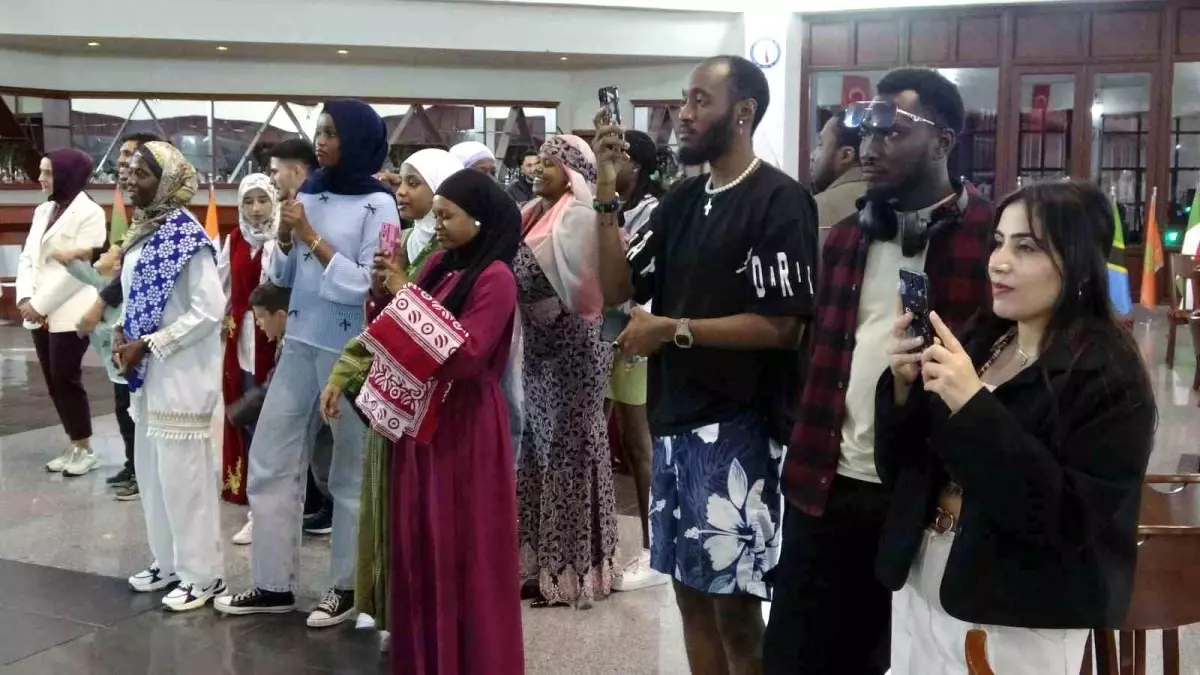 Kütahya Dumlupınar Üniversitesi'nde Afrika Gecesi Coşkusu