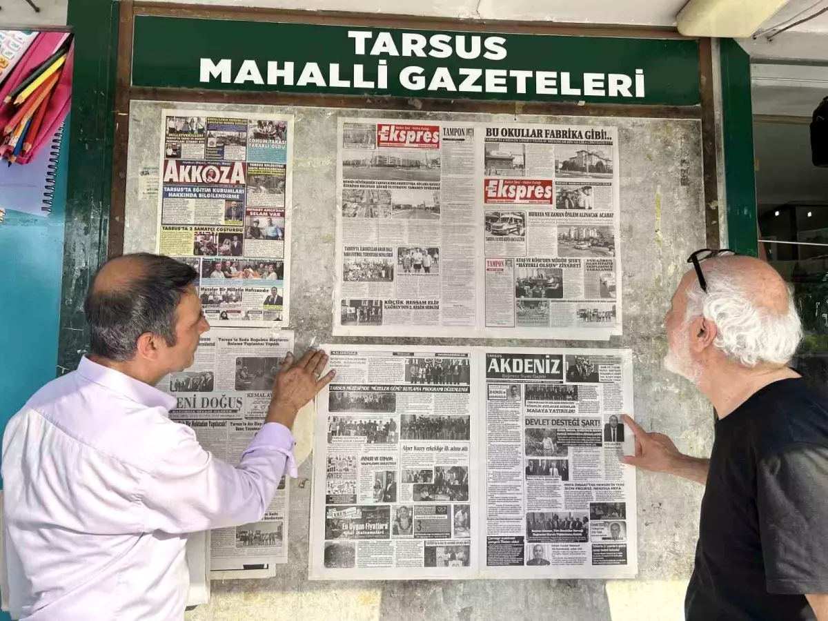 Tarsus'ta 48 Yıllık Duvar Gazetesi Geleneği Devam Ediyor