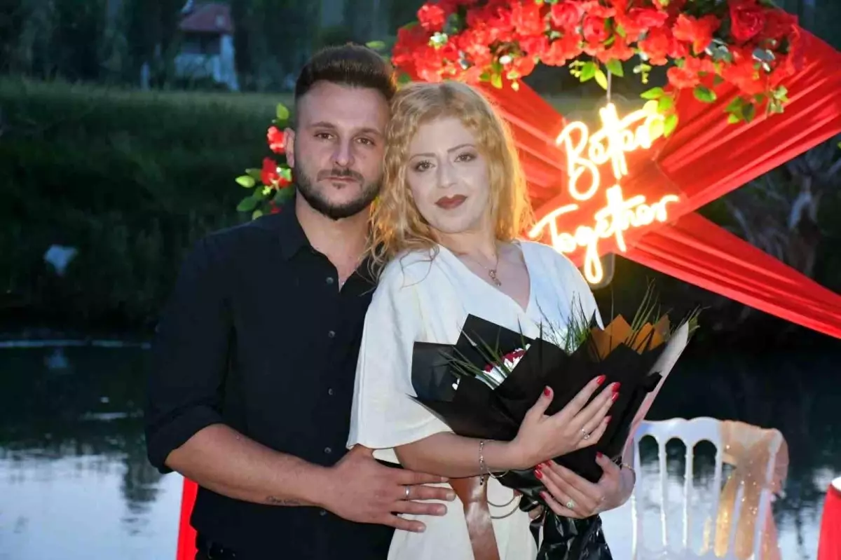Kayseri'de Kano Alanında Sürpriz Evlilik Teklifi