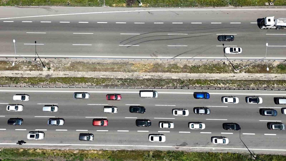 Bolu'da Bayram Trafik Denetimleri: 2 Bin 972 Araç ve Sürücüye Ceza