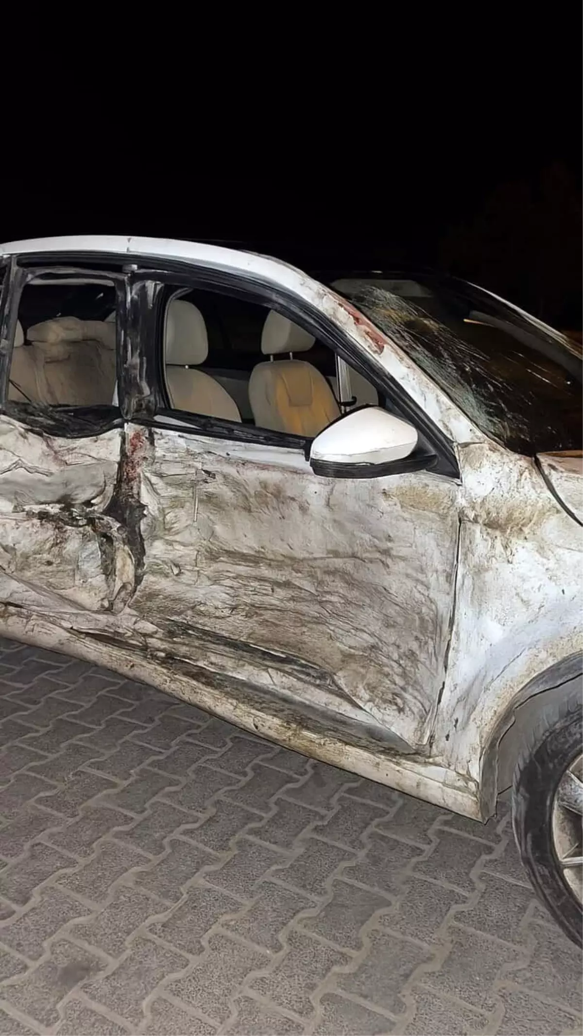 Şanlıurfa'da Kontrolden Çıkan Otomobil Devrildi: Sürücü Yaralı