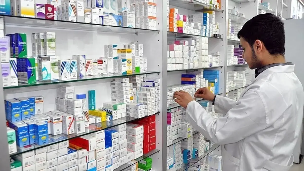 Eczaneler bugün açık mı? 9 Haziran Pazartesi günü eczaneler çalışıyor mu, kaça kadar?