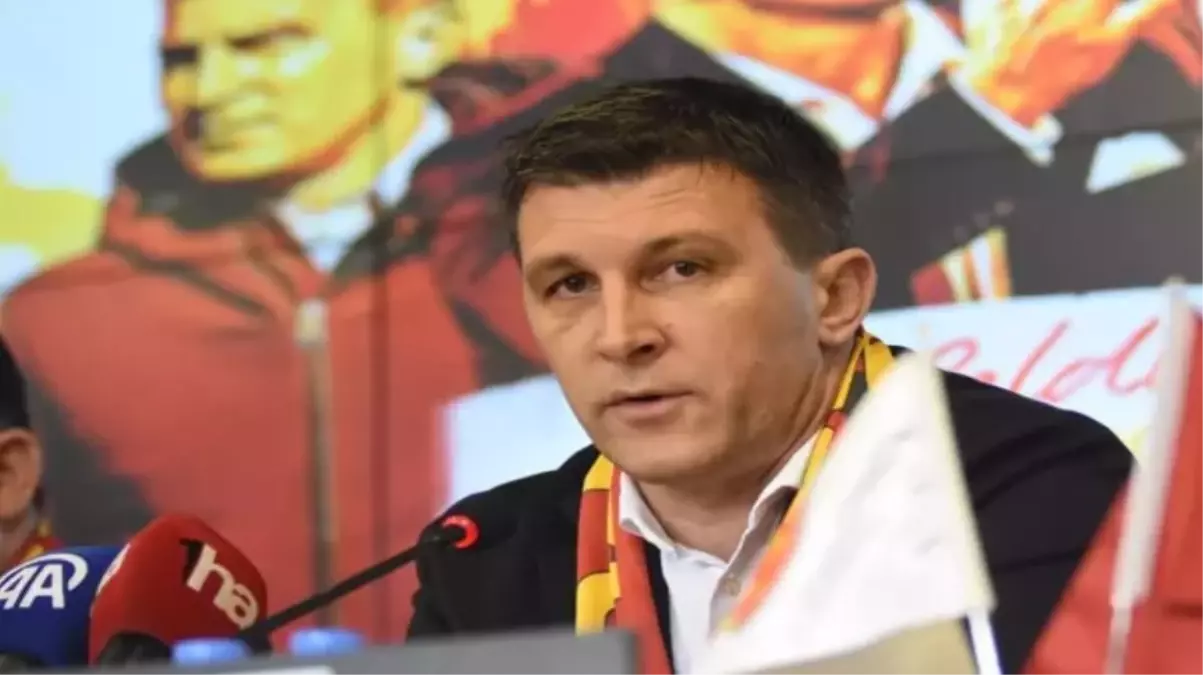 Kayserispor 10 Yılda 20 Teknik Direktörle Yollarını Ayırdı