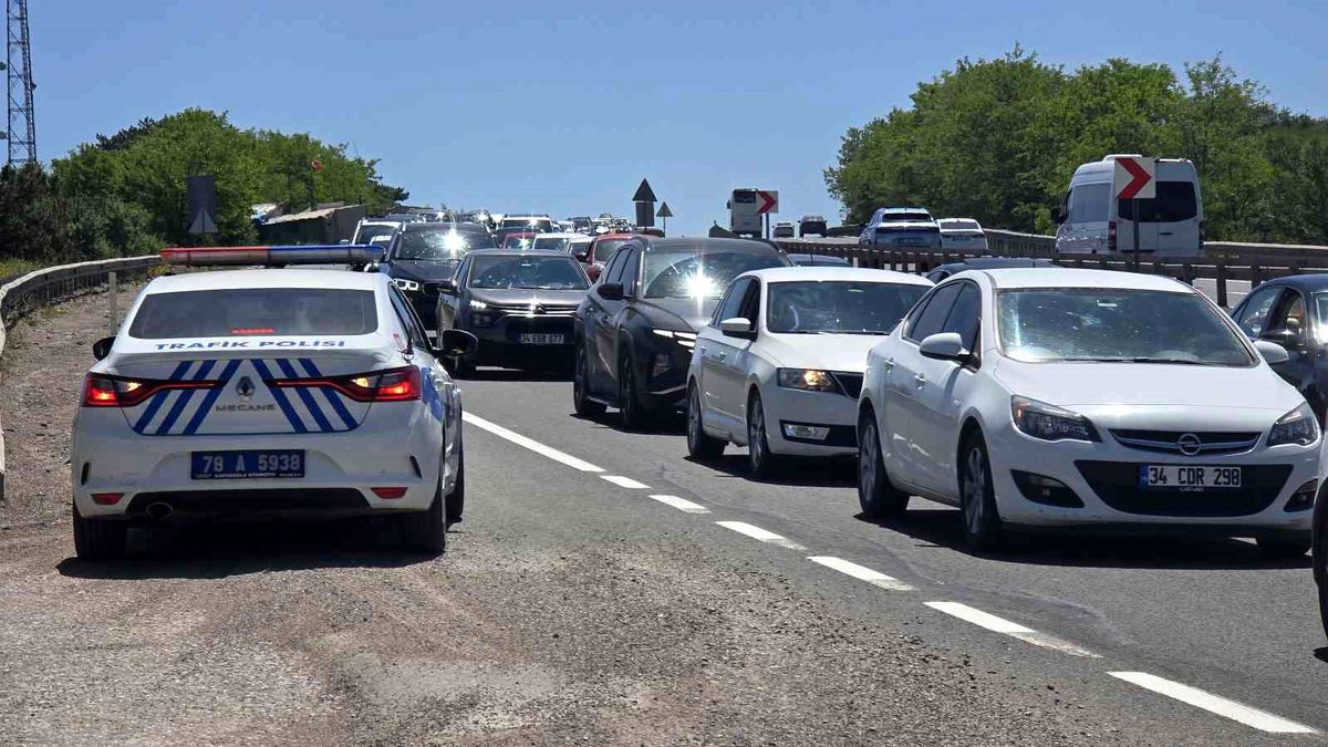 Kemikli Rampaları'nda Bayram Dönüş Yoğunluğu