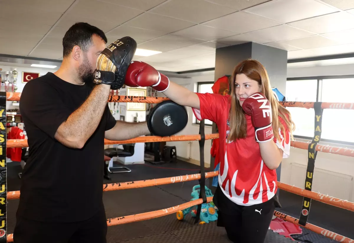 Zeliha Nur Kamaç: Muaythai'de Dünya Şampiyonu Olma Yolunda