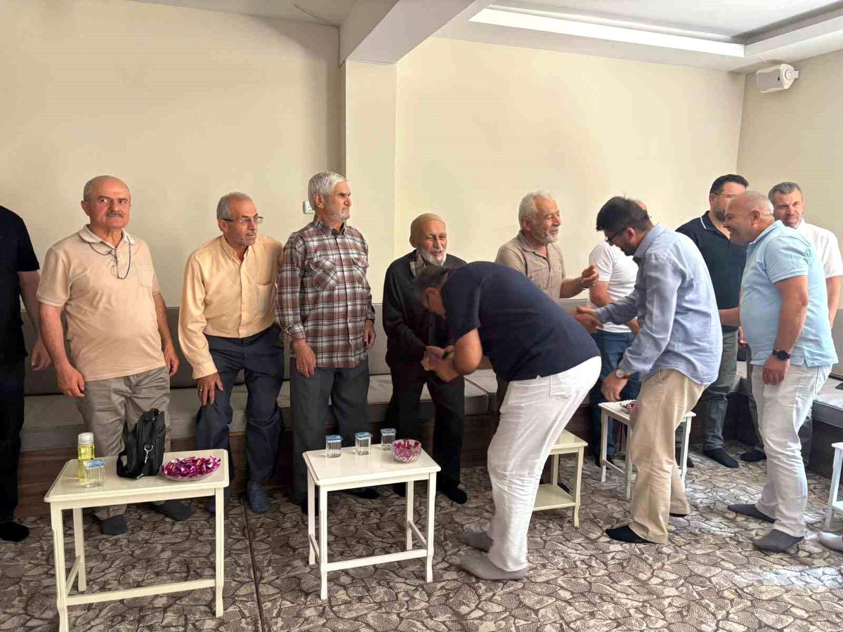 Beyşehir İmam Hatip Lisesi Mezunları 30 Yıldır Geleneksel Bayram Buluşmasını Devam Ettiriyor