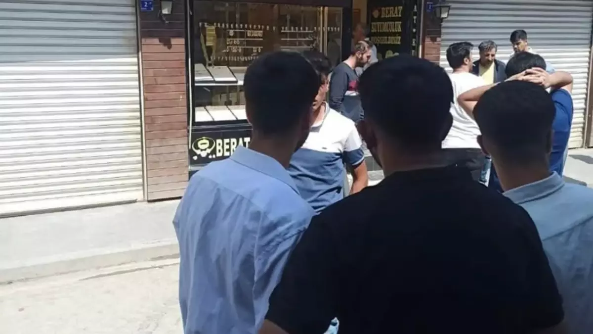Suruç'ta Kuyumcu Soygunu Girişimi: Maskeli Şüpheliler Kaçtı