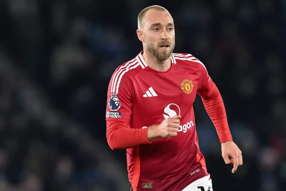 Manchester United 10 ayrılığı birden açıkladı